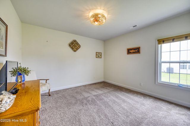 40 Thatcher Drive, Rocky Point, NC 28457
