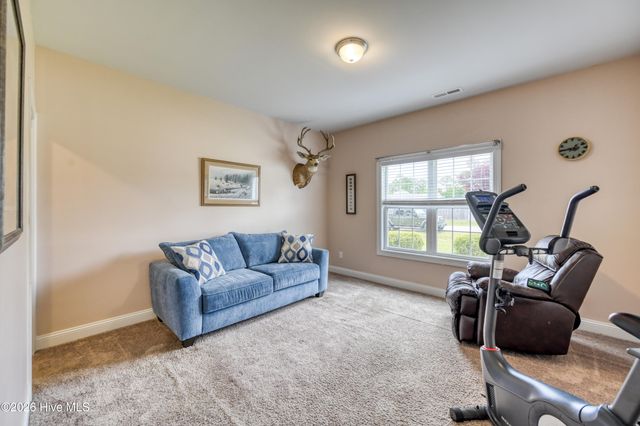 40 Thatcher Drive, Rocky Point, NC 28457