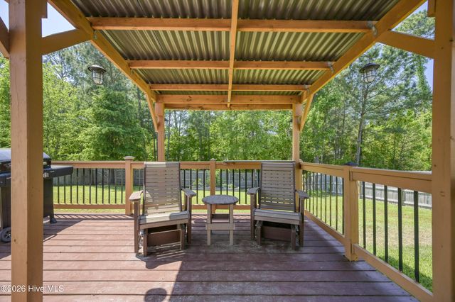 40 Thatcher Drive, Rocky Point, NC 28457