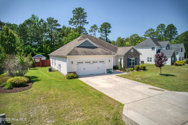 40 Thatcher Drive, Rocky Point, NC 28457