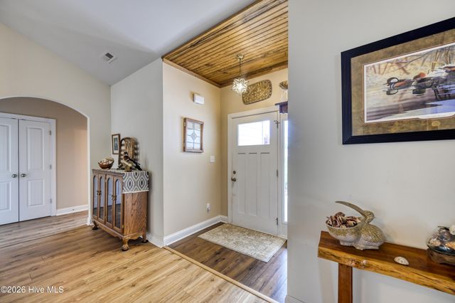 40 Thatcher Drive, Rocky Point, NC 28457