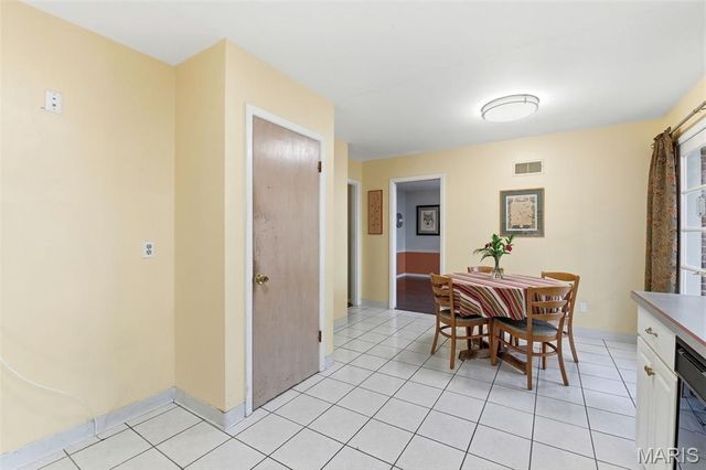 426 Darst Road, Ferguson, MO 63135