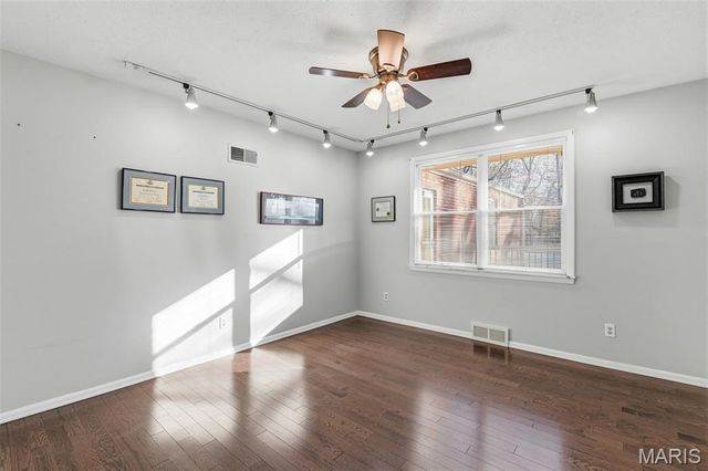 426 Darst Road, Ferguson, MO 63135