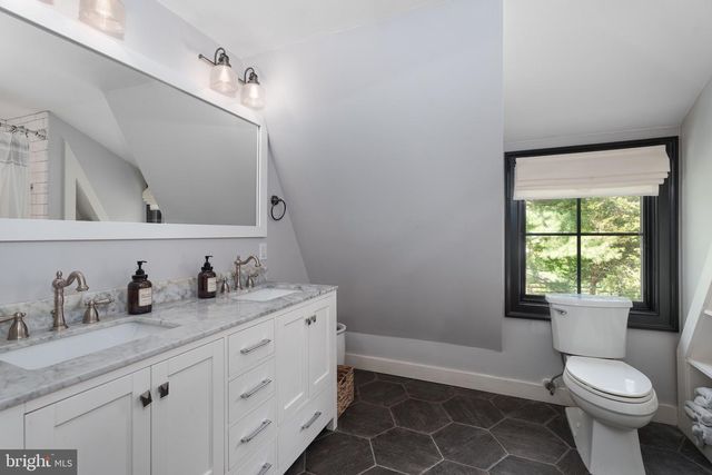 16 ALTA VISTA DR, Princeton, NJ 08540