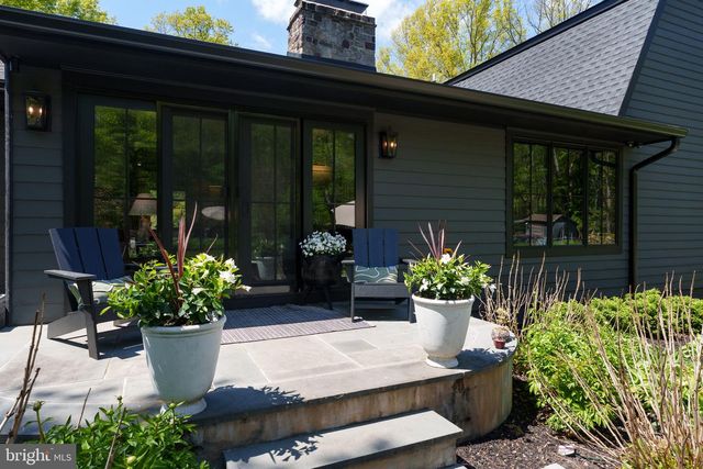 16 ALTA VISTA DR, Princeton, NJ 08540