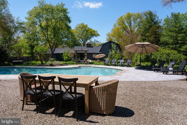 16 ALTA VISTA DR, Princeton, NJ 08540