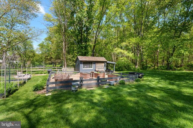16 ALTA VISTA DR, Princeton, NJ 08540
