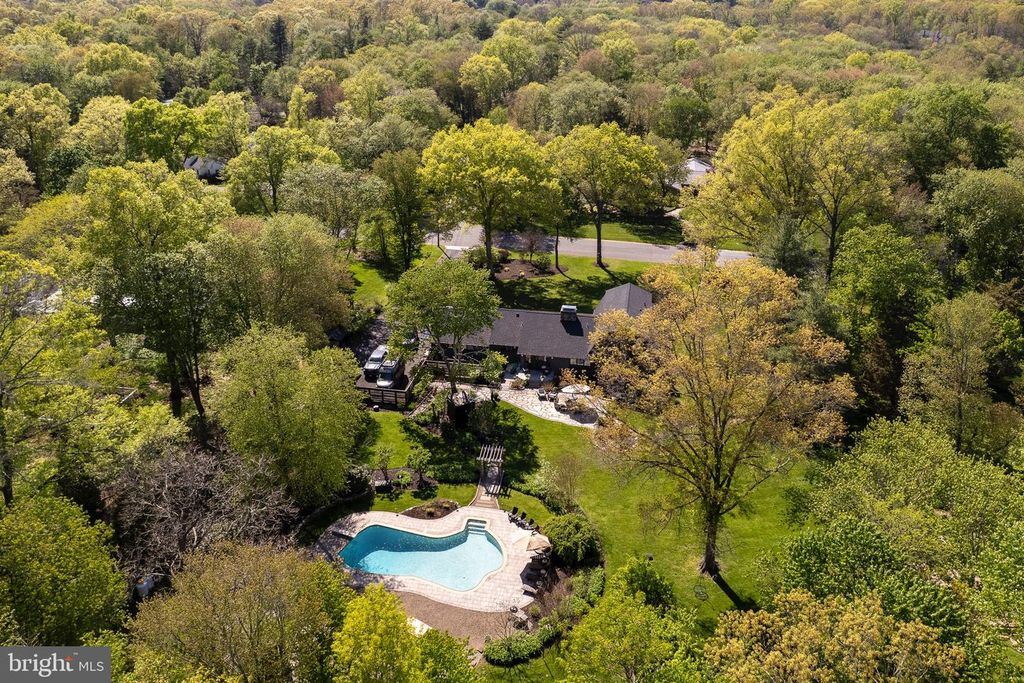 16 ALTA VISTA DR, Princeton, NJ 08540