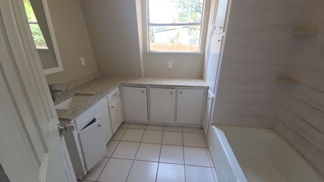 1301 Pelican Circle, Pelican Bay, TX 76020