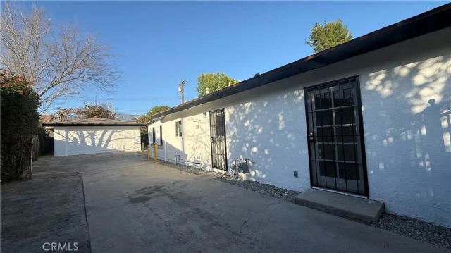 6677 Del Rosa Avenue, San Bernardino, CA 92404