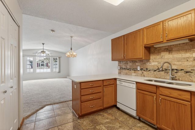 4833 31st Avenue NW, Rochester, MN 55901