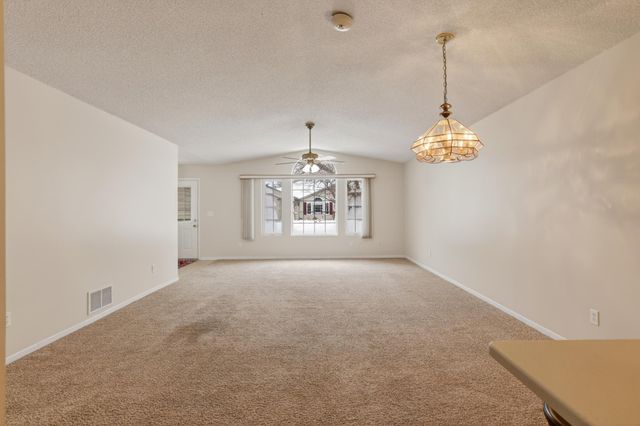 4833 31st Avenue NW, Rochester, MN 55901