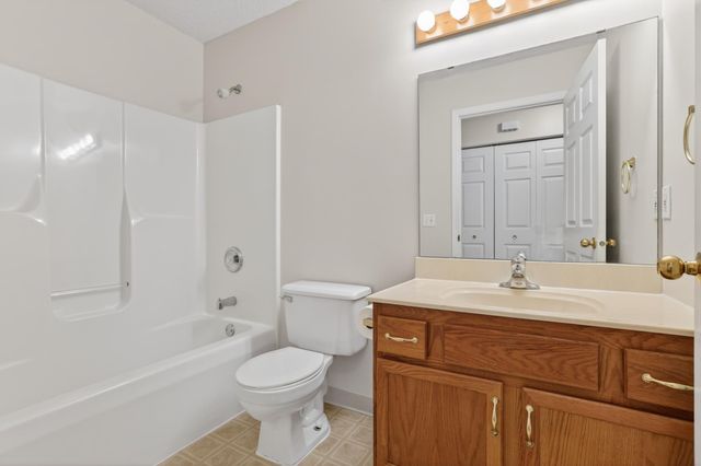 4833 31st Avenue NW, Rochester, MN 55901