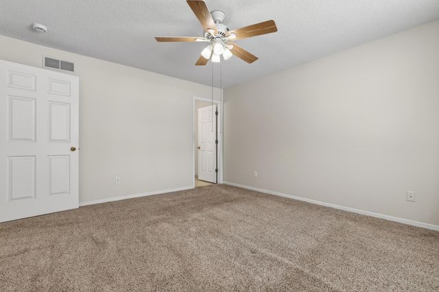 4833 31st Avenue NW, Rochester, MN 55901