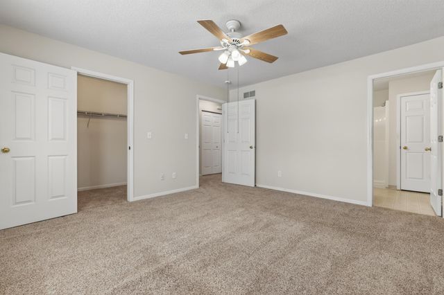 4833 31st Avenue NW, Rochester, MN 55901