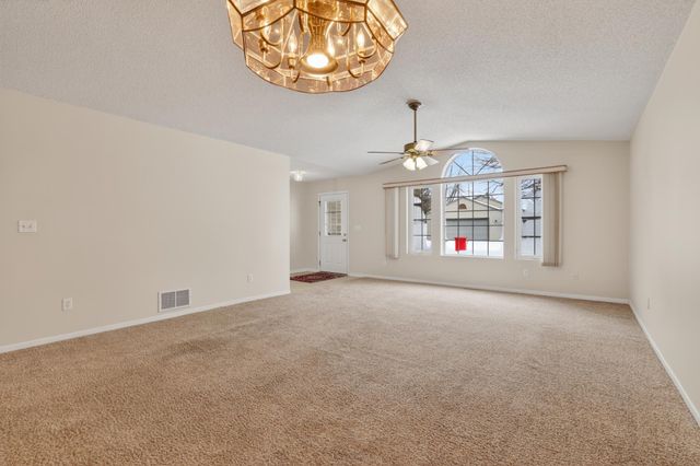 4833 31st Avenue NW, Rochester, MN 55901