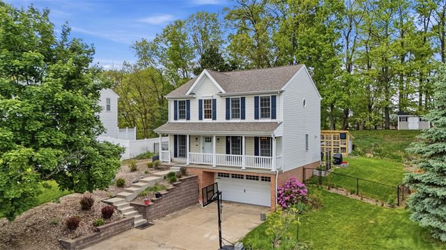 149 Stonewood Dr, Bethel Park, PA 15102