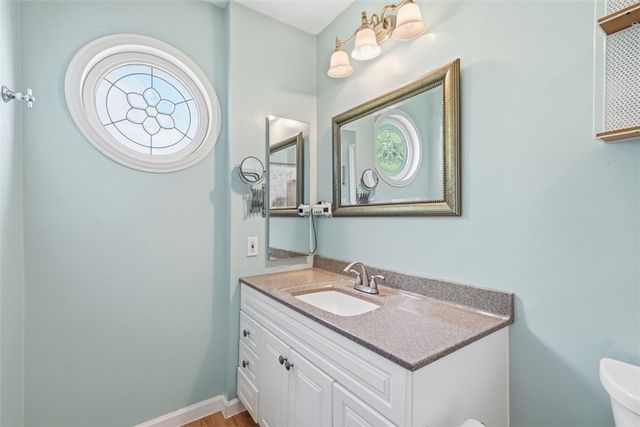 149 Stonewood Dr, Bethel Park, PA 15102