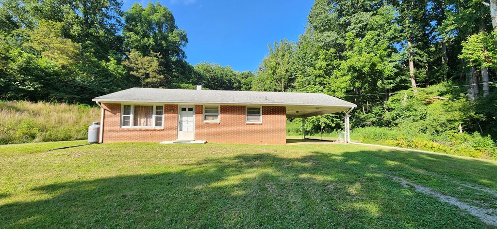 1762 Runnett Bag RD, Ferrum, VA 24088