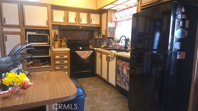 400 Sulphur Bank Dr. 42, Clearlake Oaks, CA 95423