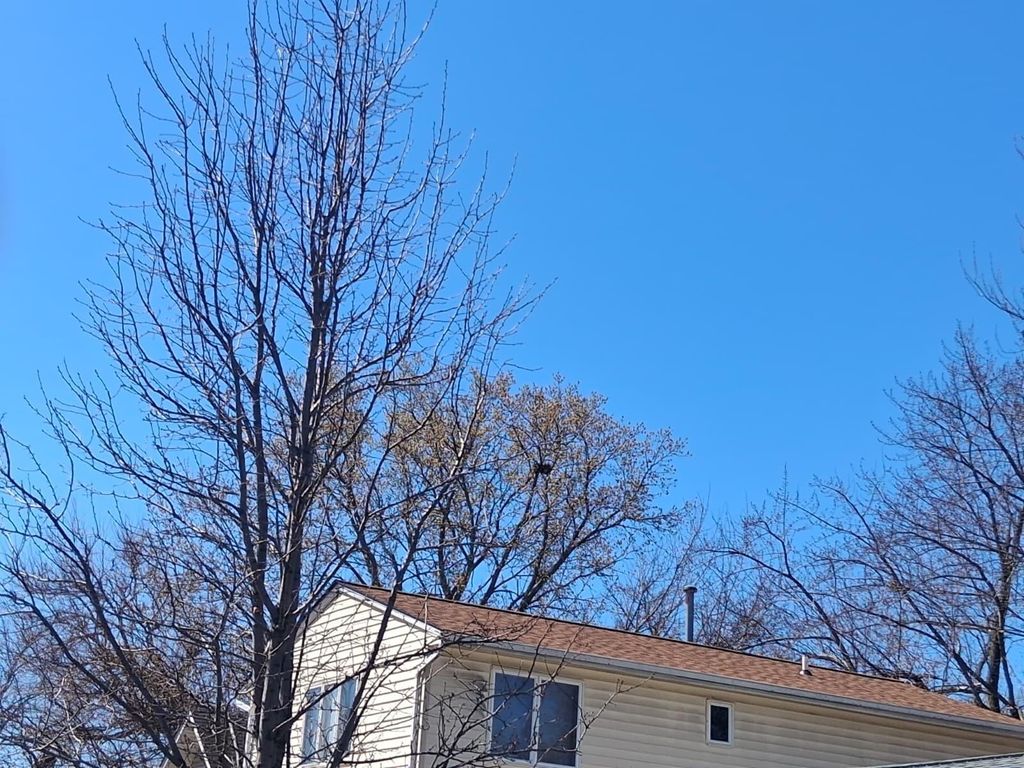 4245 Welcome Avenue N, Crystal, MN 55422 — exterior