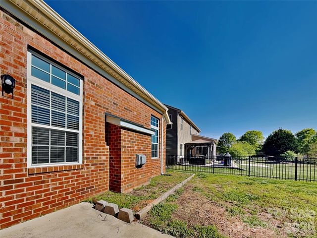 2507 Post Oak Lane, Gastonia, NC 28056