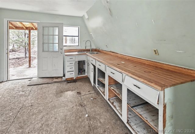 15841 W Flint Rock Road, Park Hill, OK 74451