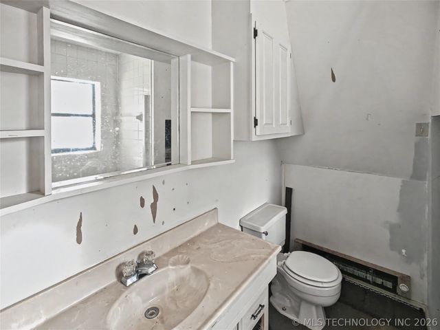 15841 W Flint Rock Road, Park Hill, OK 74451