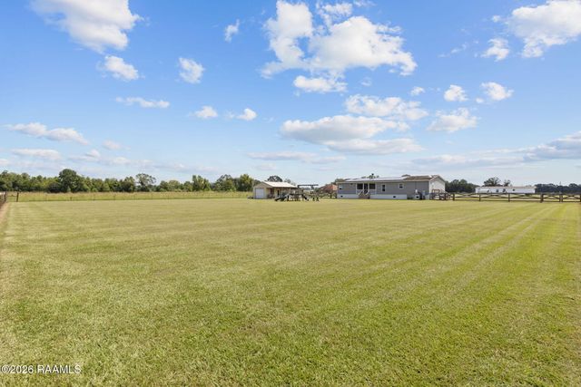 1473 Charles Fisher Road, Opelousas, LA 70570