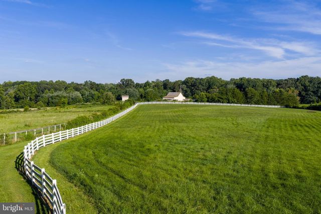 27472 STRAWBERRY HILL RD, Rhoadesville, VA 22542