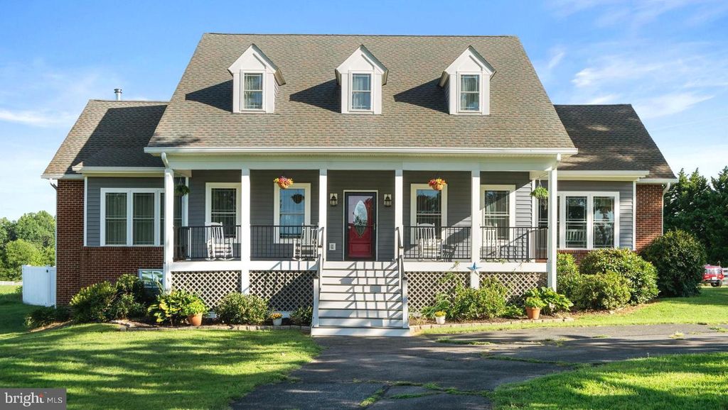 27472 STRAWBERRY HILL RD, Rhoadesville, VA 22542