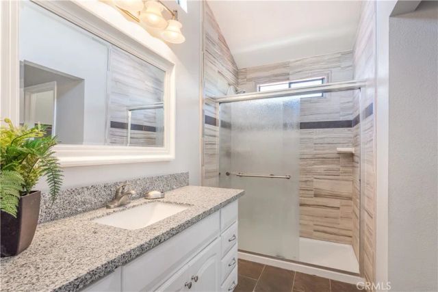 22741 Cascade, Canyon Lake, CA 92587