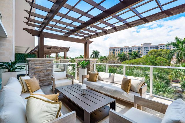 200 SE Mizner Boulevard 308, Boca Raton, FL 33432