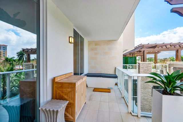 200 SE Mizner Boulevard 308, Boca Raton, FL 33432