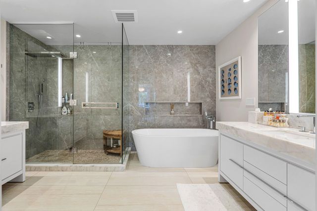 200 SE Mizner Boulevard 308, Boca Raton, FL 33432
