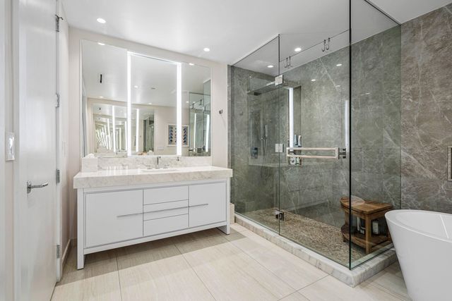 200 SE Mizner Boulevard 308, Boca Raton, FL 33432