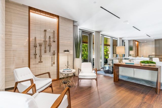 200 SE Mizner Boulevard 308, Boca Raton, FL 33432