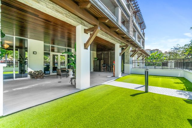 200 SE Mizner Boulevard 308, Boca Raton, FL 33432