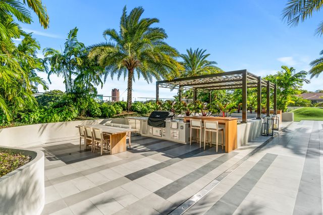 200 SE Mizner Boulevard 308, Boca Raton, FL 33432