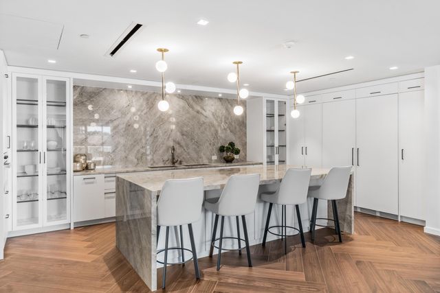 200 SE Mizner Boulevard 308, Boca Raton, FL 33432