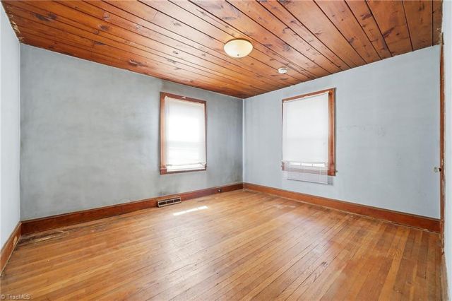 3838 Old Lexington Road, Winston-salem, NC 27107