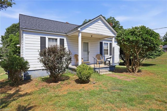 3838 Old Lexington Road, Winston-salem, NC 27107