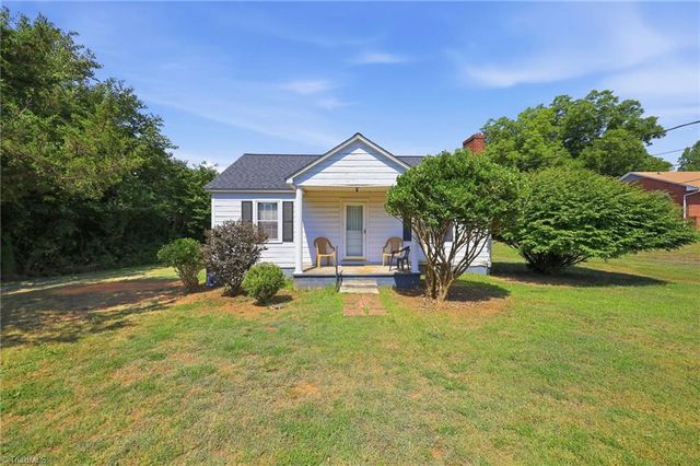 3838 Old Lexington Road, Winston-salem, NC 27107