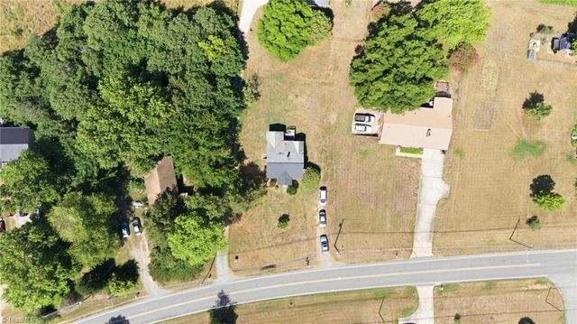 3838 Old Lexington Road, Winston-salem, NC 27107