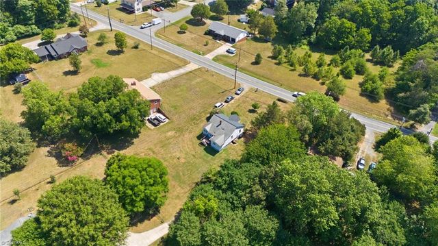 3838 Old Lexington Road, Winston-salem, NC 27107