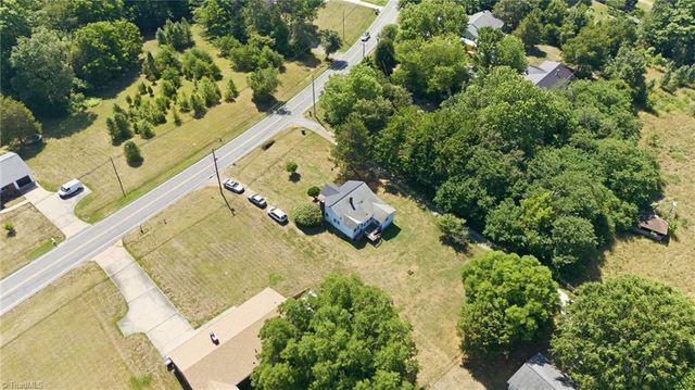 3838 Old Lexington Road, Winston-salem, NC 27107