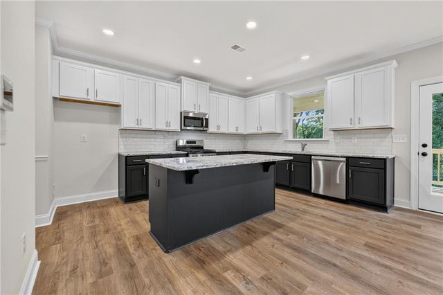 2126 Seavey Drive, Decatur, GA 30032