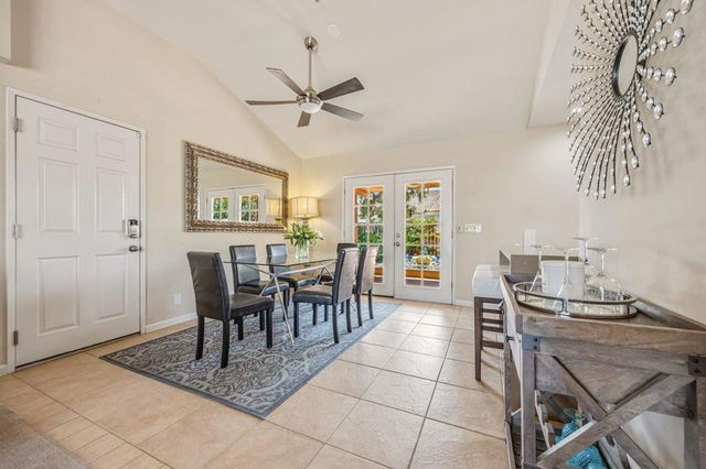 377 Cabrillo Road, Palm Springs, CA 92262