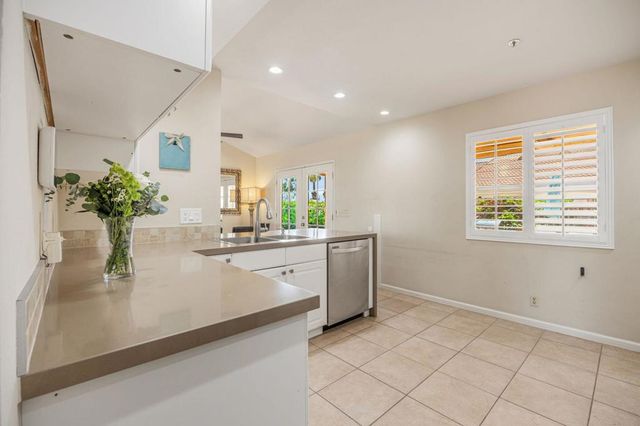 377 Cabrillo Road, Palm Springs, CA 92262