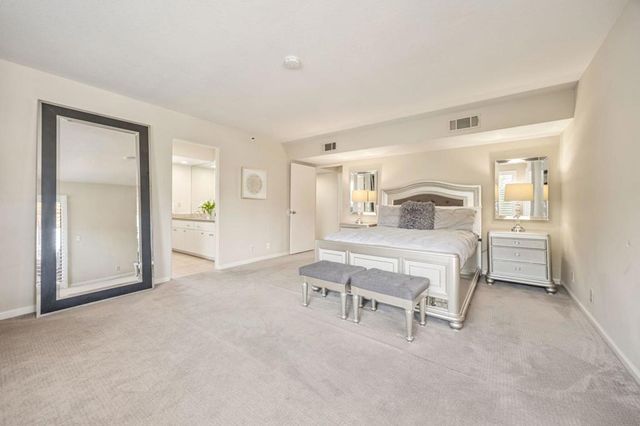 377 Cabrillo Road, Palm Springs, CA 92262